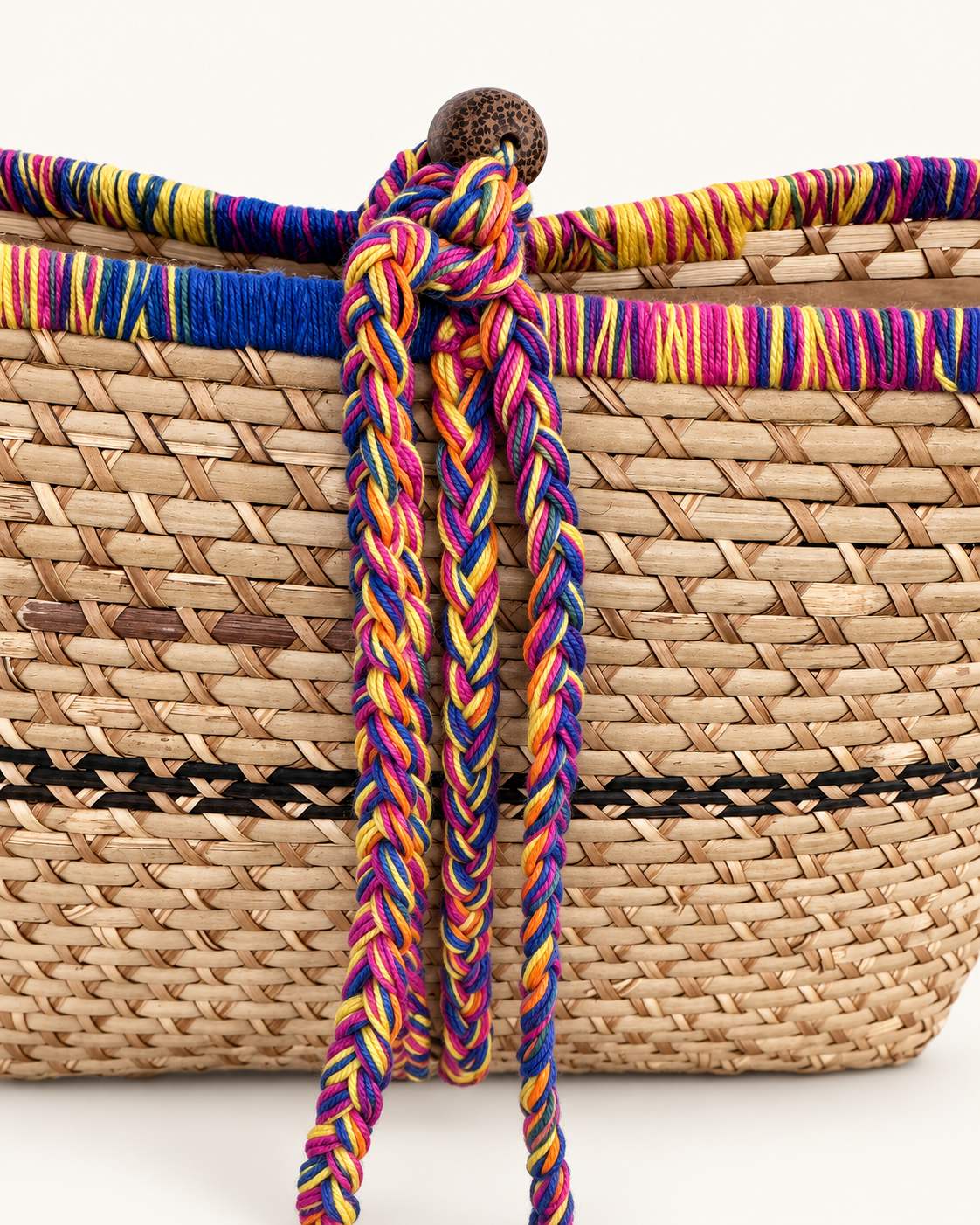 Francesca I Nito Vine Clutch Bag